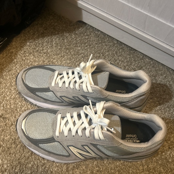 BRAND NEW NEW BALANCE 990 V5 - Picture 10 of 15